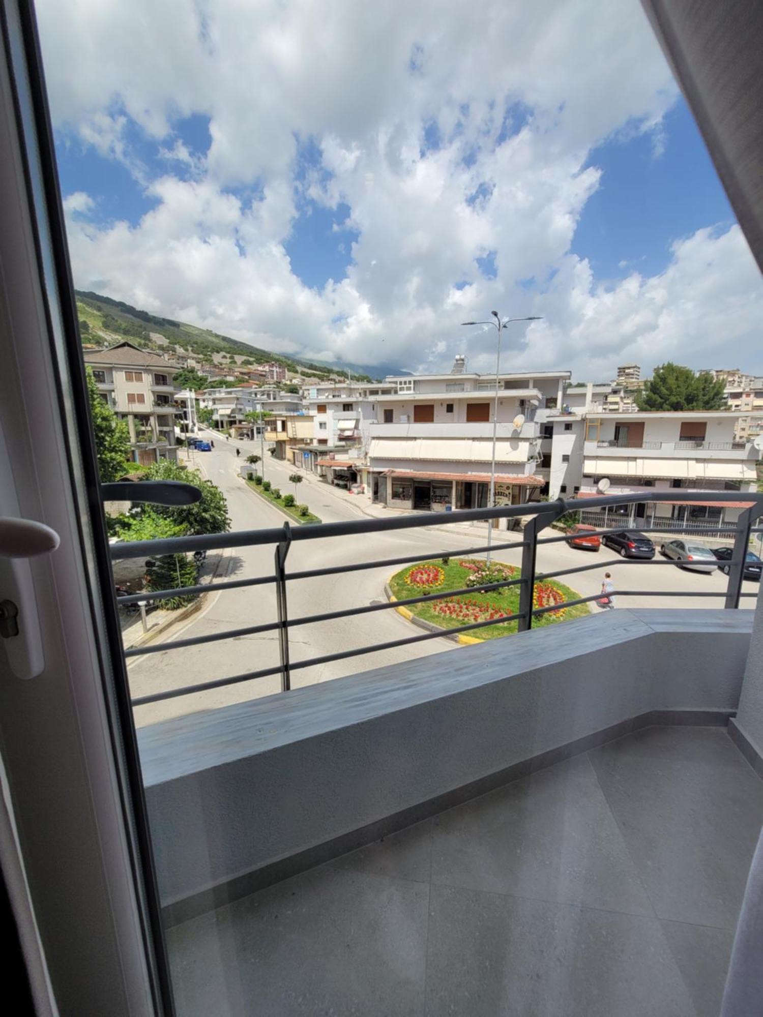 Jani Studio Apartments Gjirokastër Exterior foto