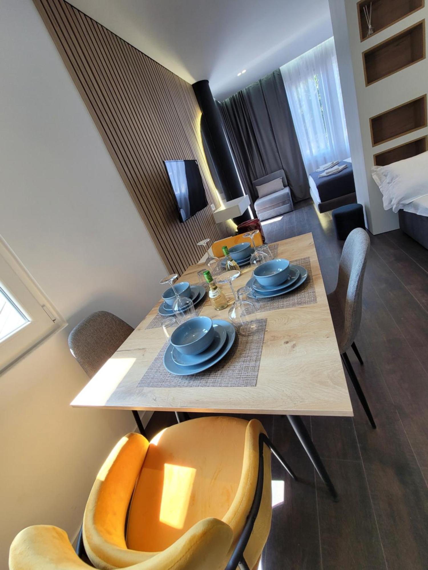Jani Studio Apartments Gjirokastër Habitación foto